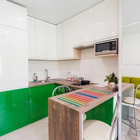 Modern Studio Apartments Kyiv Exterior photo